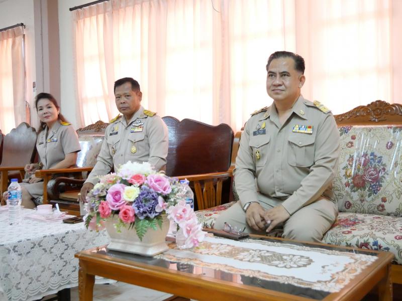 4. โครงการประชุมเชิงปฏิบัติการจัดทำและบรรณธิการแบบทดสอบวัดผลสัมฤทธิ์ระหว่างภาคเรียนระบบออนไลน์ ภาครายวิชาบังคับ เลือกบังคับ และวิชาเลือกเสรี หลักสูตรการศึกษานอกระบบระดับการศึกษาขั้นพื้นฐาน พุทธศักราช 2551